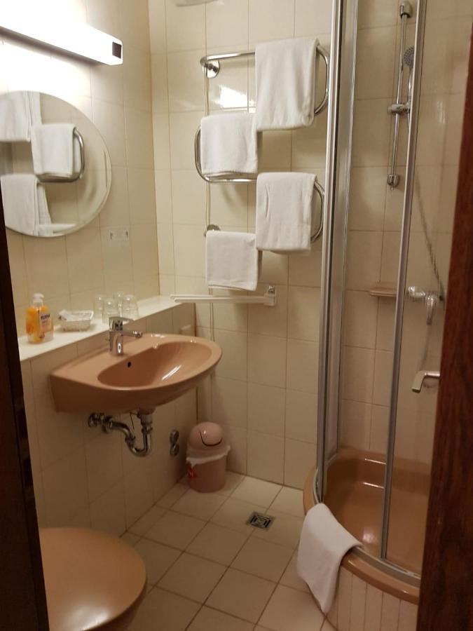Hotel Zum Mueckenberger Hof Lauchhammer Εξωτερικό φωτογραφία